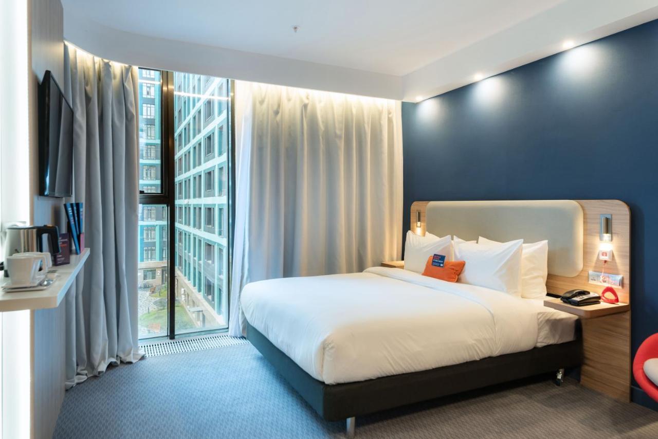 Holiday Inn Express - Astana - Turan By Ihg Екстериор снимка